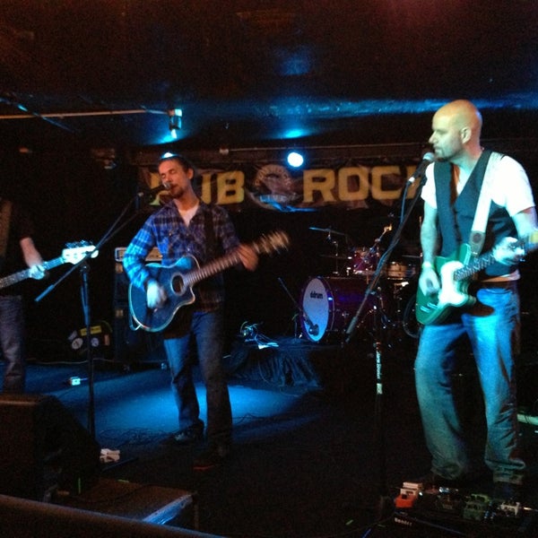 รูปภาพถ่ายที่ Pub Rock Live โดย Xerxes M. เมื่อ 3/7/2013