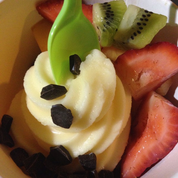 Cultivé Frozen Yogurt Frozen Yogurt Shop in Downtown Davis