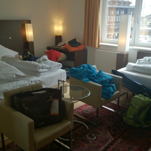 Das Foto wurde bei Alpen-Karawanserai Hotel Saalbach-Hinterglemm von Corstiaan S. am 3/29/2013 aufgenommen