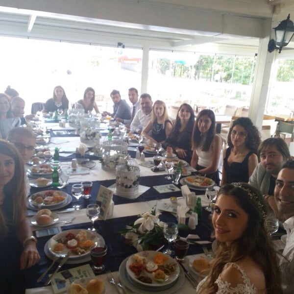 Photo prise au Şahane Cafe&amp;Restaurant par Melih Ö. le10/16/2016