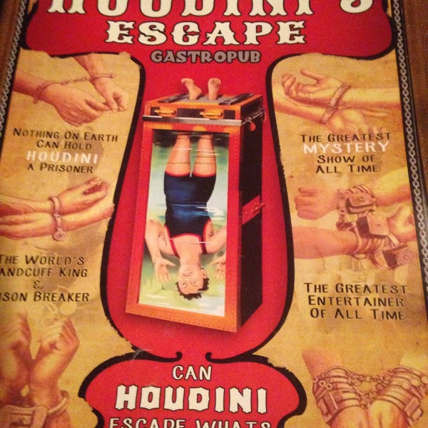 Foto tomada en Houdini&#39;s Escape and Gastropub  por John D. el 1/16/2015