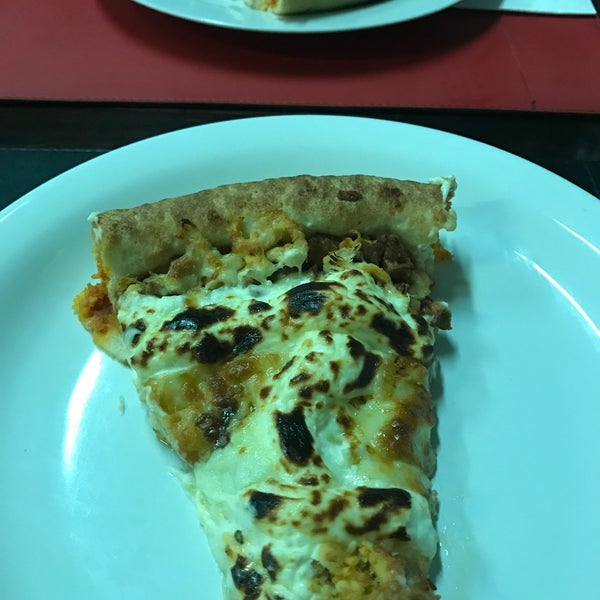 Napolitana Grande: Super Pizza Pan - Mogi das Cruzes