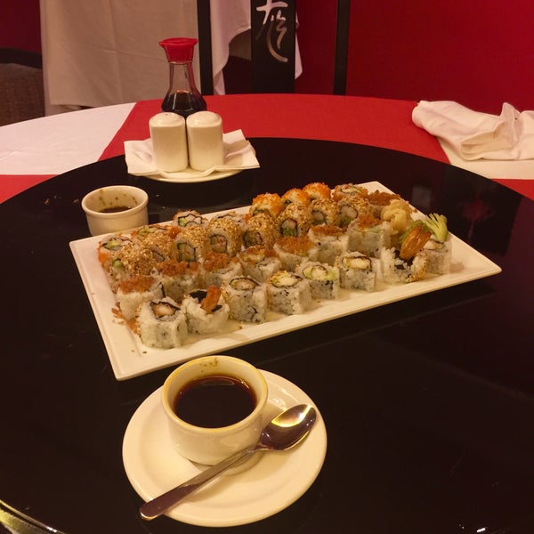 Photo taken at FonDRAGONPearl Chinese &amp; Sushi Restaurant - Adana HiltonSA by Dudu S. on 12/22/2015