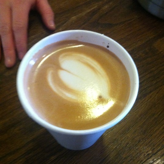 Foto tirada no(a) The Palace Coffee Company por Andrea K. em 11/17/2012