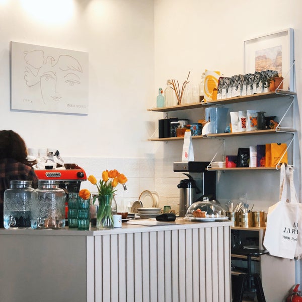 Doris Local - Округ Смольнинское - 10 tips from 221 visitors