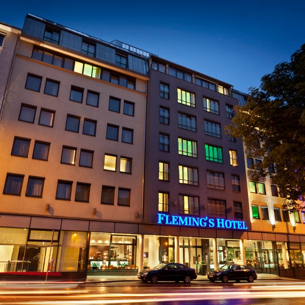Das Foto wurde bei Fleming&#39;s Hotel Wien-Westbahnhof von Fleming&#39;s Hotel Wien-Westbahnhof am 11/26/2014 aufgenommen