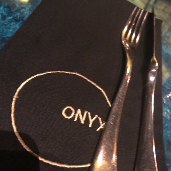 Foto scattata a ONYX Restaurant da Darya H. il 6/29/2017