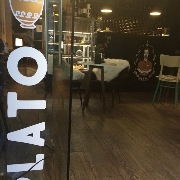 Photo taken at PLATO Cafe &amp; Wine Bar by Levon M. on 4/8/2015