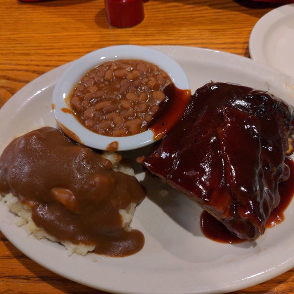 Machine Shed Restaurant 30 tips