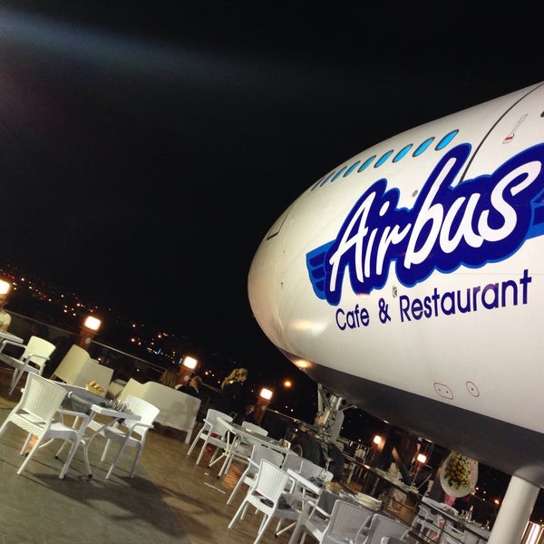 Foto diambil di Airbus Cafe &amp; Restaurant oleh Habibe Nur A. pada 7/3/2015