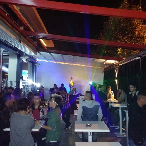 Foto diambil di Notta Cafe &amp; Bar oleh Baris G. pada 10/14/2014
