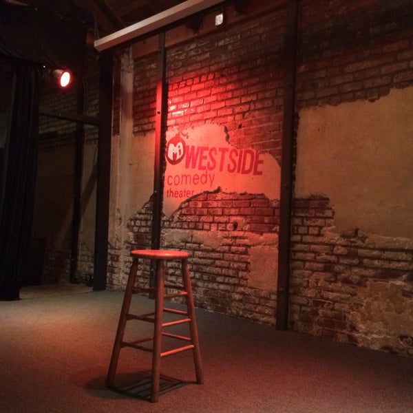 a wonderful fairly small venue with some amazingly talented people. Catch a Mission Improvable show if you can. Line up about 30 minutes before the show to get a great seat!