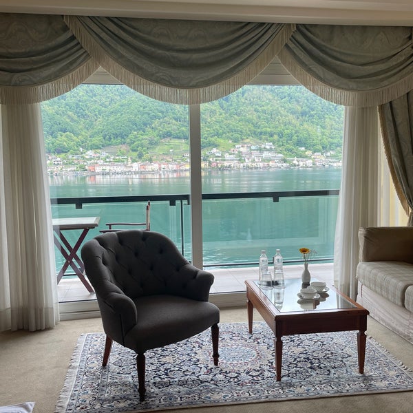 รูปภาพถ่ายที่ Swiss Diamond Hotel Lugano โดย Sama G. เมื่อ 5/7/2022