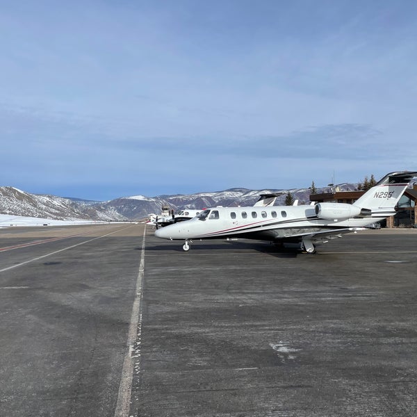 Photo taken at Aspen/Pitkin County Airport (ASE) by Rei on 1/31/2022