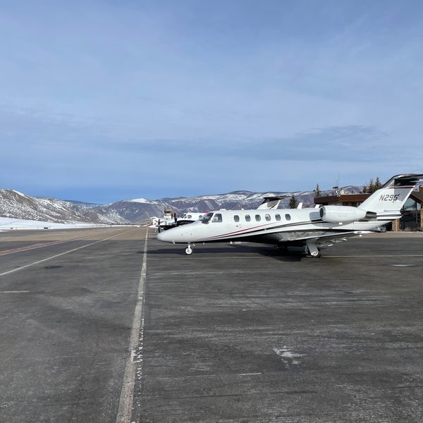 Снимок сделан в Aspen/Pitkin County Airport (ASE) пользователем Rei 1/31/2022