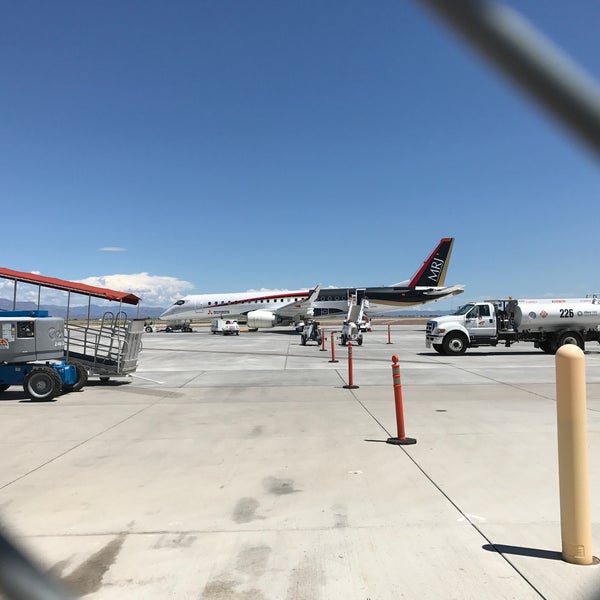 Photo taken at Phoenix-Mesa Gateway Airport (AZA) by Rei on 8/13/2017