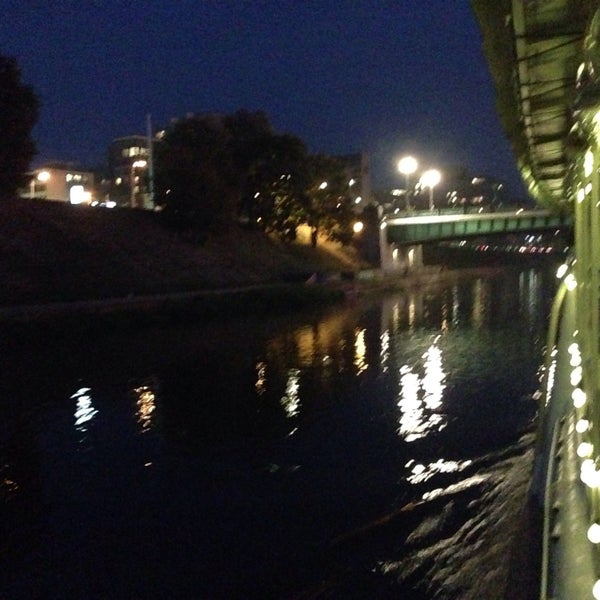 Foto tirada no(a) Žaliasis tiltas por Andrius U. em 9/24/2015