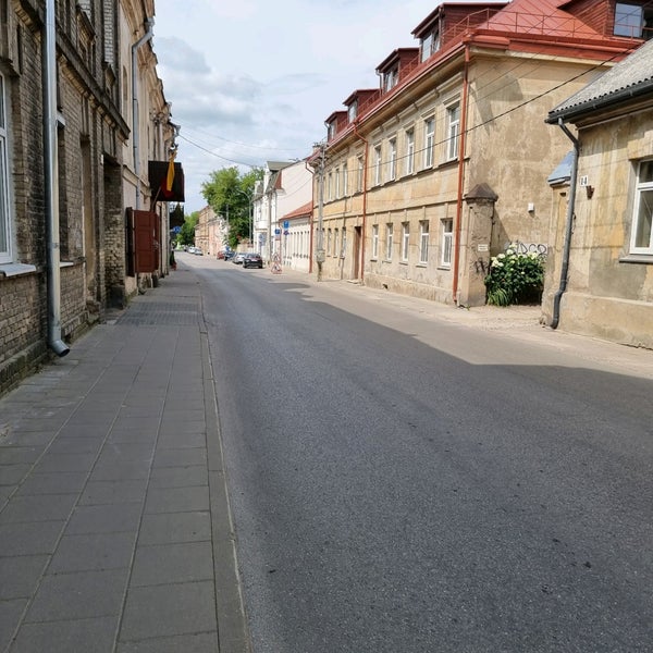 Foto diambil di Užupis oleh Paulius B. pada 7/5/2021