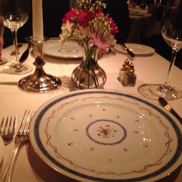 Foto diambil di 1789 Restaurant oleh Rosario D. pada 12/22/2013