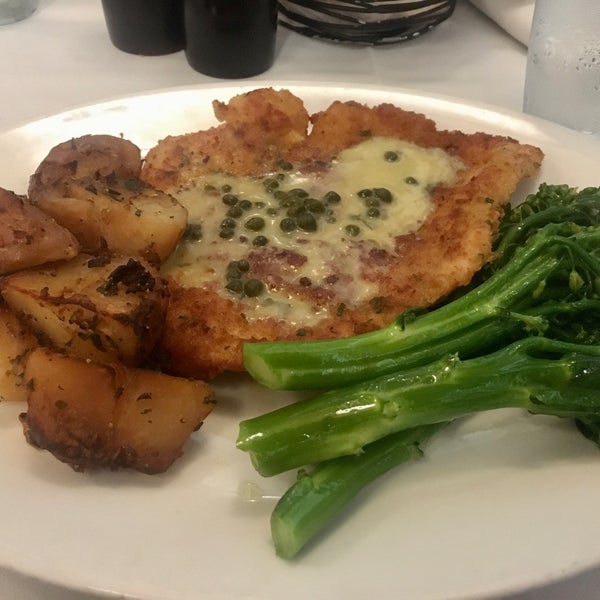 Photos at Papa Razzi - 14 tips