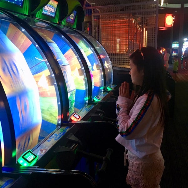 Photo taken at Dave &amp; Buster&#39;s by Nancy K. on 6/9/2019