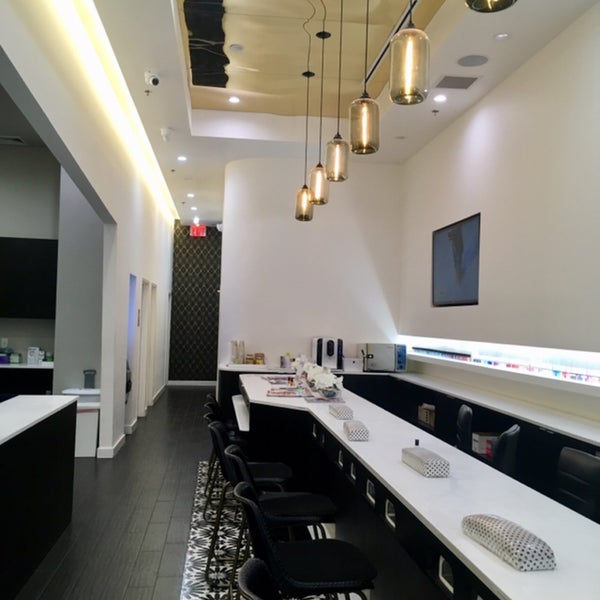 Photos at Tutti Nails and Spa - Nail Salon in Fort Lee