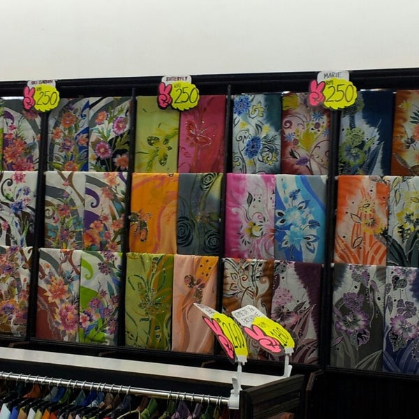 batik bonda kuala terengganu - Clothing Store