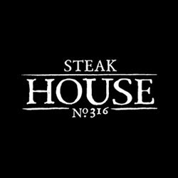 Foto tirada no(a) Steak House No. 316 por CP A. em 4/4/2016