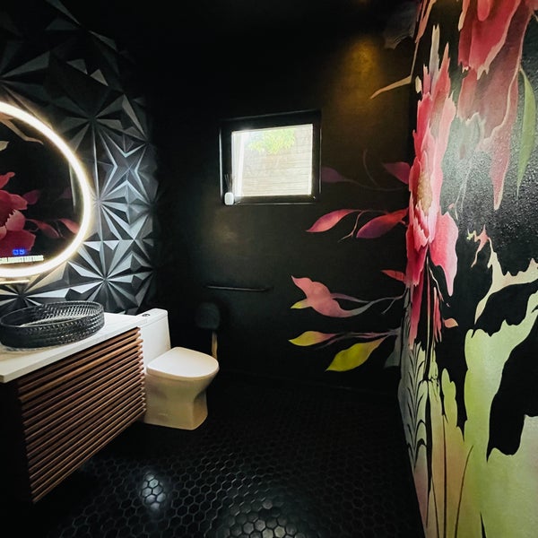 Gold Dust Tattoos & Fine Art 2406 N Henderson Ave