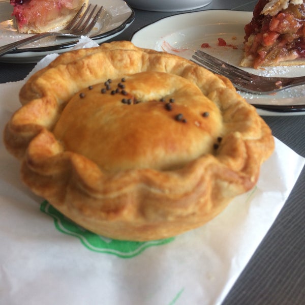 Great vegan pies! Sweet and savory. It's so rare to find a vegan pastry crust done right. These folks are great.