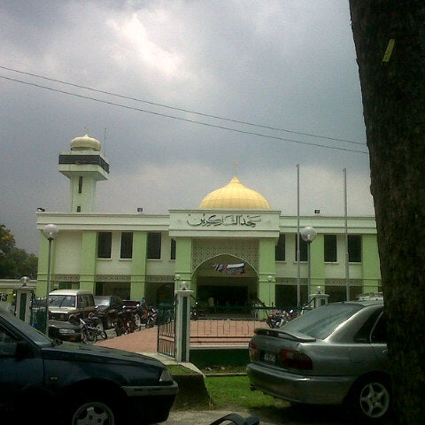 Alamat Masjid As Syakirin Gombak