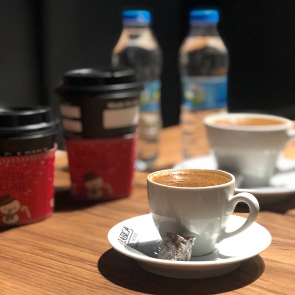 Photo taken at Arabica Coffee House by Melike~ Ö. on 12/18/2019