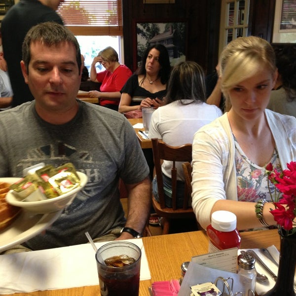 Photos at Hank's Place Chadds Ford, PA