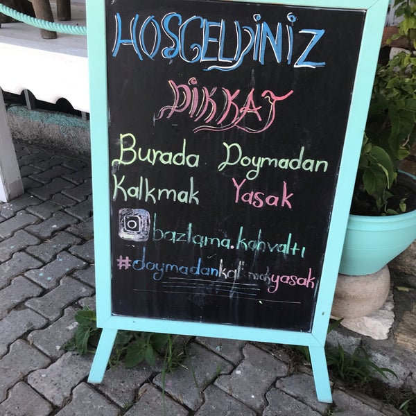 Photo taken at Çeşme Bazlama Kahvaltı by 👸queen👸 on 7/2/2019