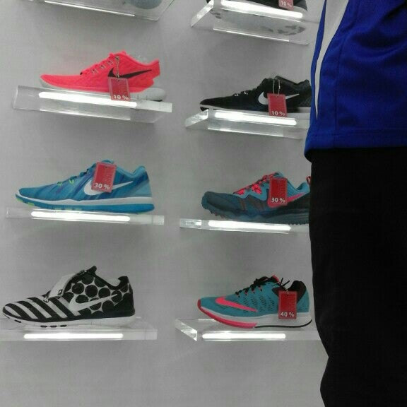 Nike nu sentral on sale