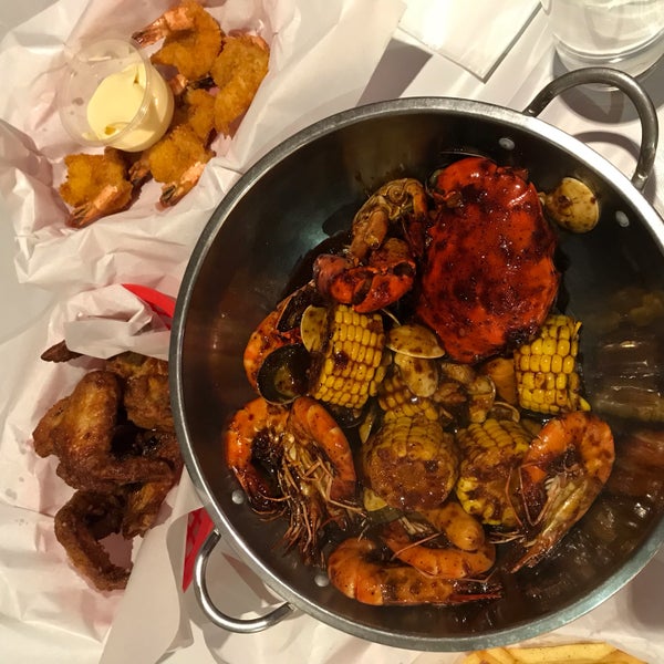 crab and lobster straits quay