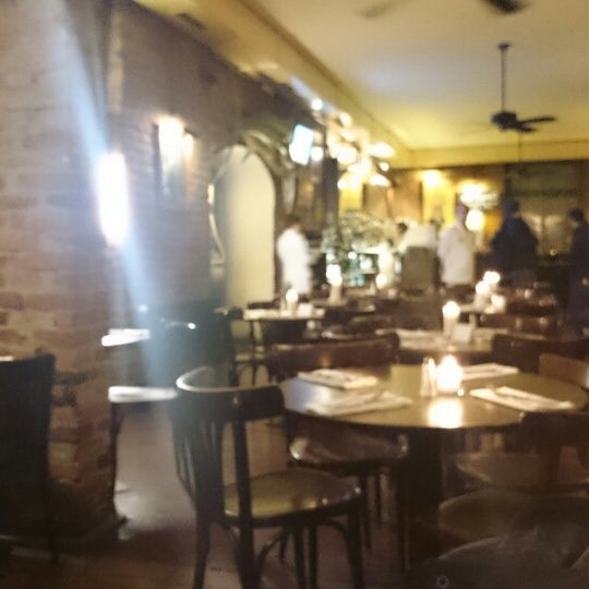 รูปภาพถ่ายที่ Juleps New York Bar &amp; Restaurant โดย reiseblögle เมื่อ 2/16/2015
