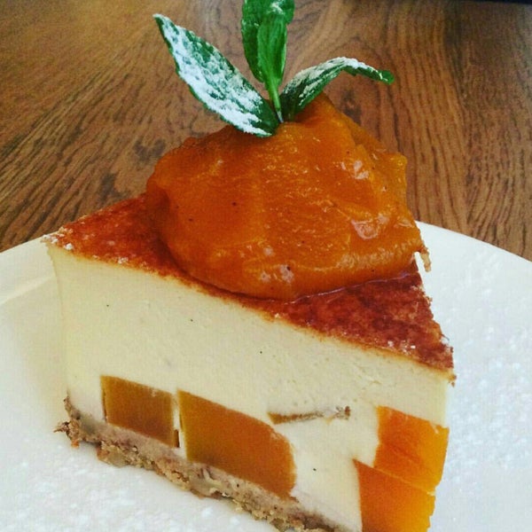 best cheesecake you can have around Karakoy, made with pumpkin speacial for the season
