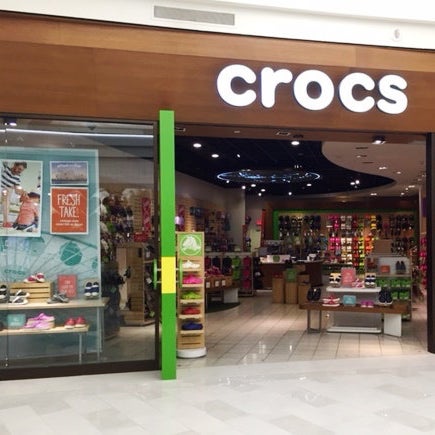 crocs outlet locations