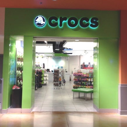 crocs tyler mall