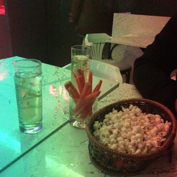 1/13/2015에 Onur Ç.님이 Fink Karaoke Bar에서 찍은 사진