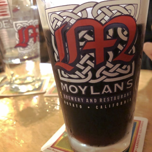 1/20/2019 tarihinde Lisa Z.ziyaretçi tarafından Moylan&#39;s Brewery &amp; Restaurant'de çekilen fotoğraf