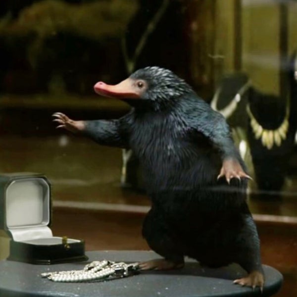 Cinemark Century Rowland Plaza 5 tips