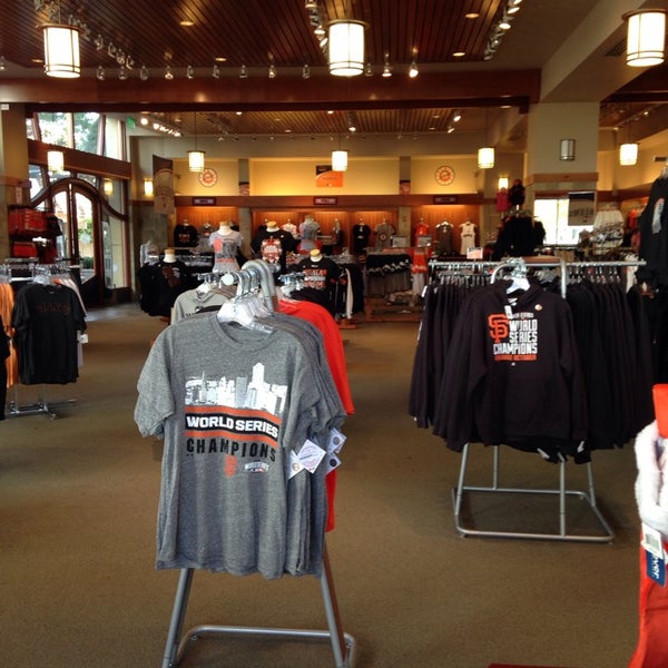 Giants Dugout Store (@sfgdugoutstore) • Instagram photos and videos