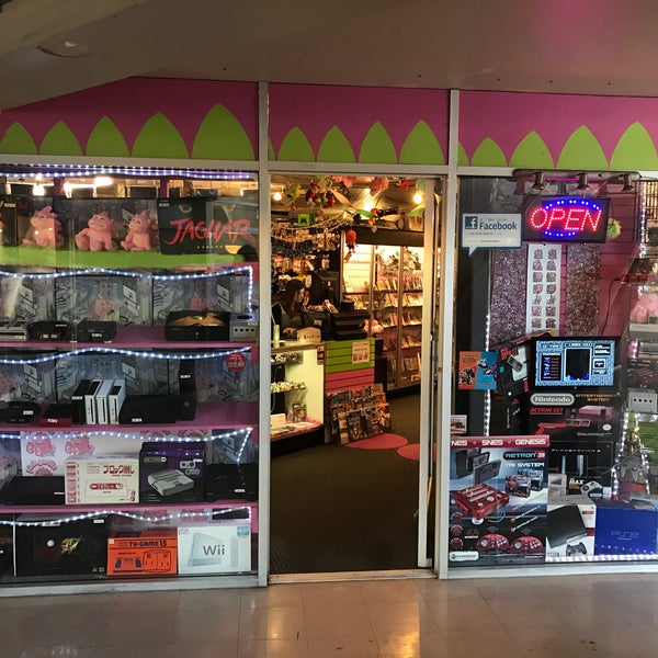 Photos at Pink Gorilla International District 601 S King St