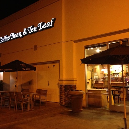Photo taken at The Coffee Bean &amp; Tea Leaf by Jean M. on 11/27/2012