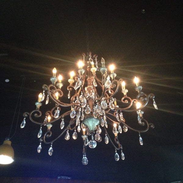 3/7/2014에 Jeff O.님이 Edison Restaurant, Bar &amp; Banquets에서 찍은 사진
