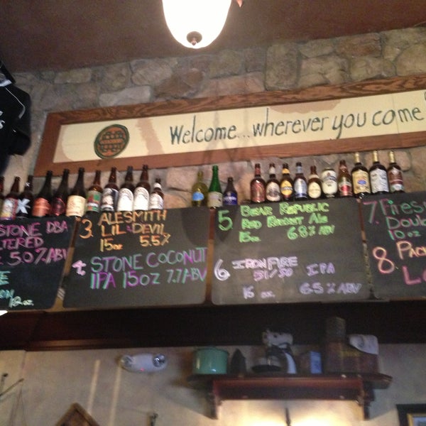 Снимок сделан в Killarney&#39;s Restaurant &amp; Irish Pub пользователем David N. 8/7/2013
