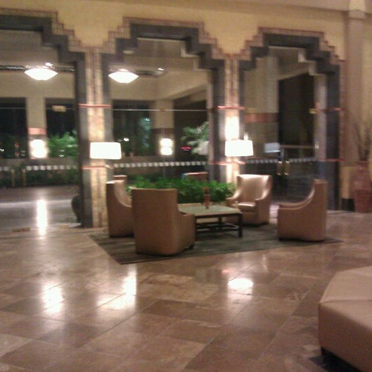 รูปภาพถ่ายที่ Hilton Scottsdale Resort &amp; Villas โดย Rand F. เมื่อ 11/16/2012