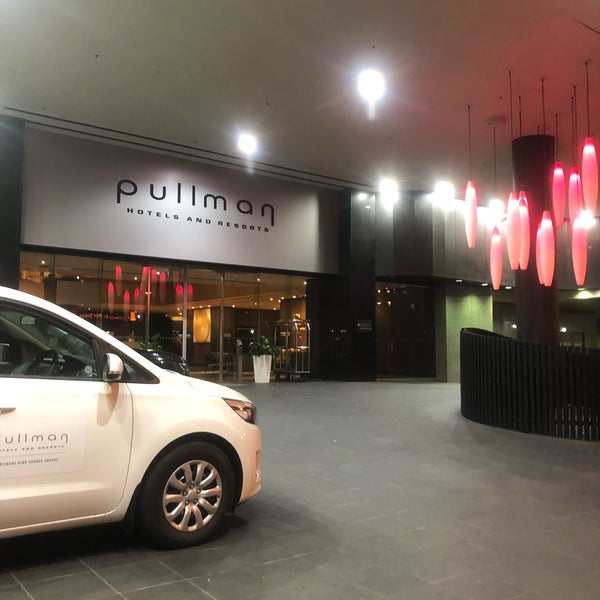Foto scattata a Pullman Brisbane King George Square da RozyHanim il 8/19/2018